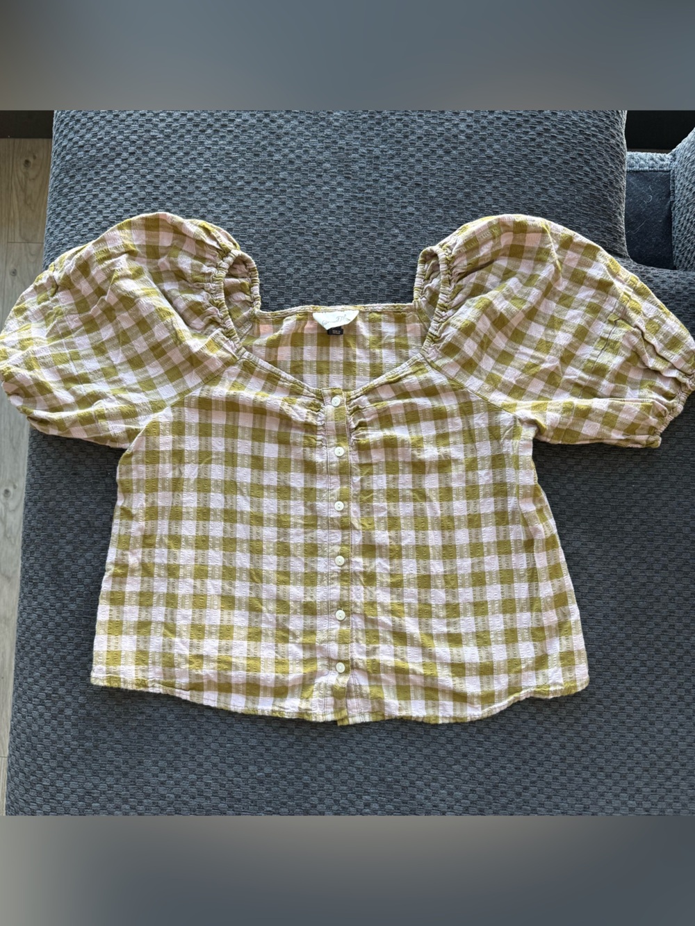 Universal Thread Olive and Pink Fall Gingham Puff-Sleeve Blouse